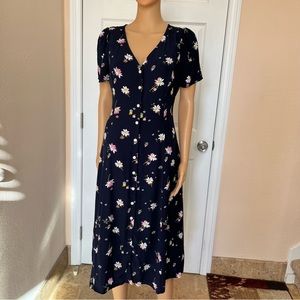 GAP A-Line Silhouette Button Down Midi Dress